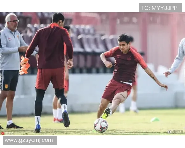 2023年足球明星卡套热潮来袭收藏价值与乐趣并存的全新体验 2023年足球明星卡套热潮来袭收藏价值与乐趣并存的全新体验